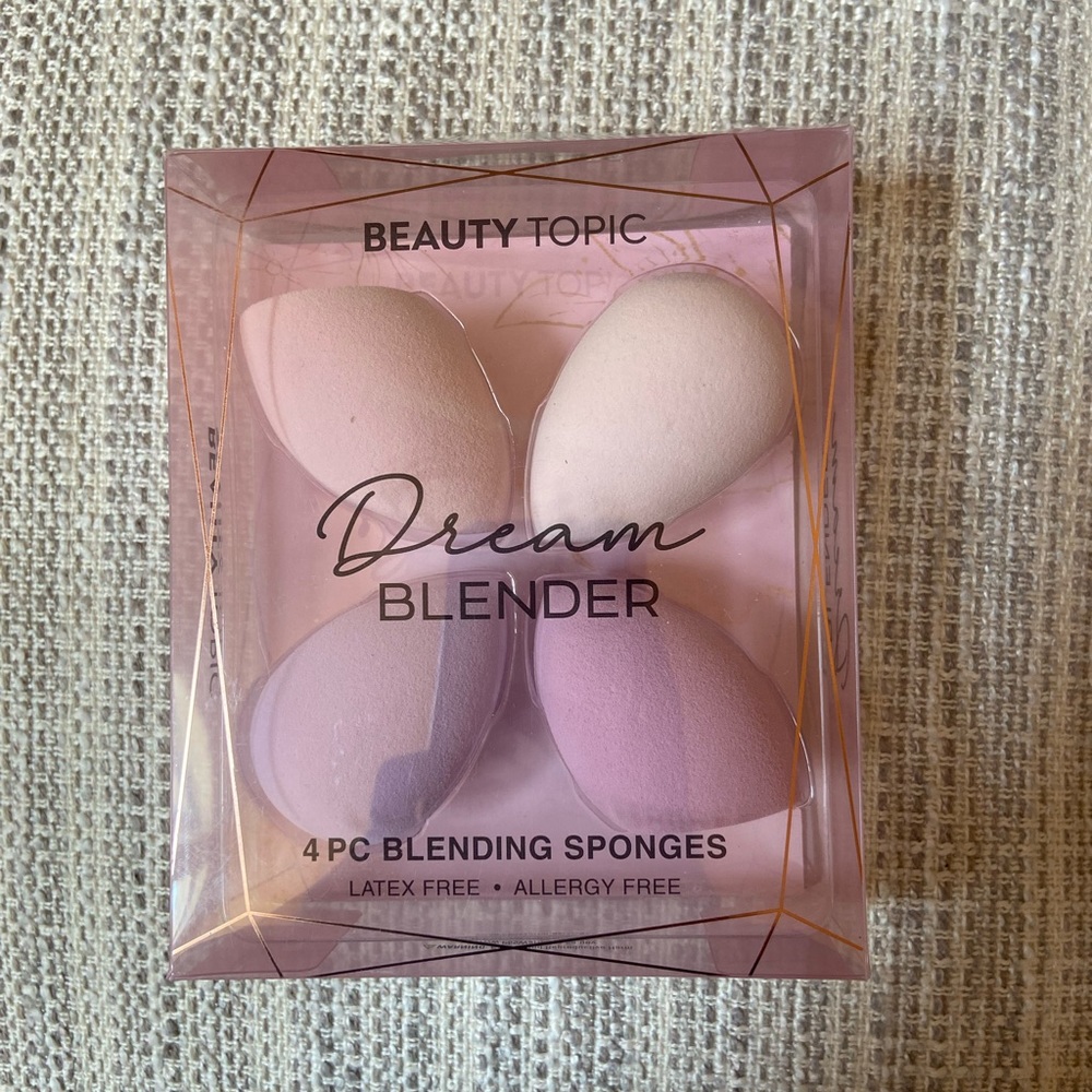 Beauty Topic “Dream Blender” 4 PC Blending Sponges